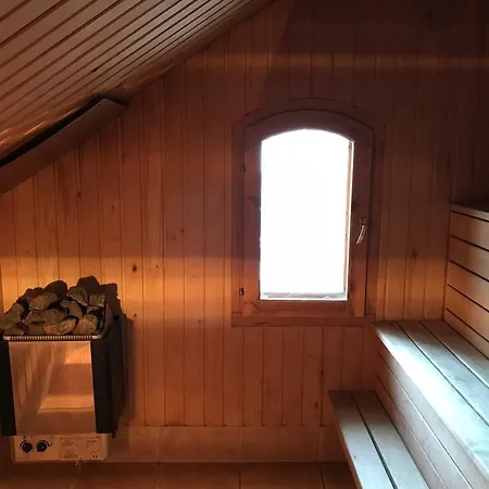 Apartment Dream - 3 Bedroom Old Town Penthouse With Sauna *