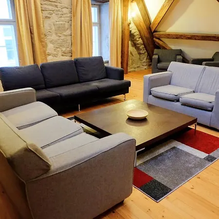 Dream - 3 Bedroom Old Town Penthouse With Sauna Korter Tallinn