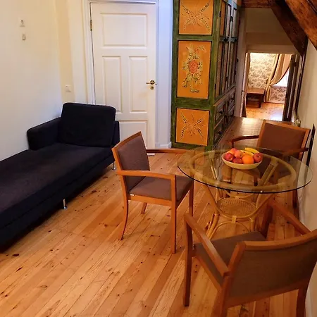 Dream - 3 Bedroom Old Town Penthouse With Sauna *