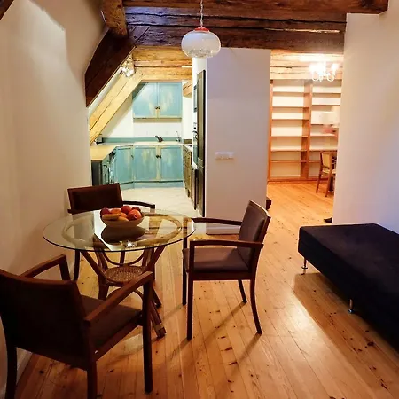 Korter Dream - 3 Bedroom Old Town Penthouse With Sauna *